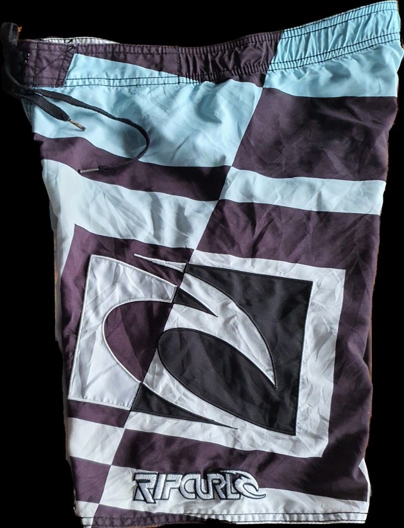 Board shorts ripcurl (Category: Shorts) located in Meycauayan. Submitted by shoptoown (Listing ID 1414701207, Image 3). Description: .