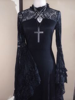 (Category: ) located in . Submitted by shoplikeisa (Listing ID 1414699613, Image 1). Description: .