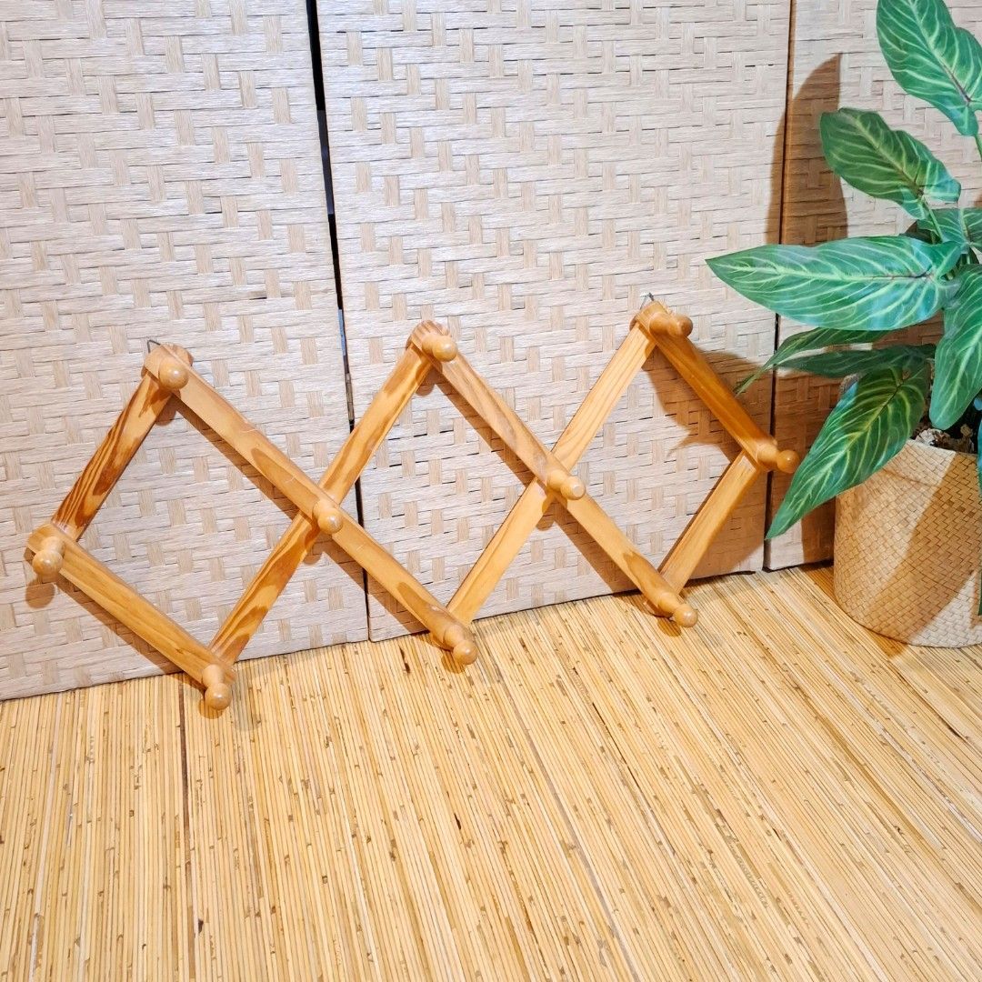 Diamond accordion wall hook hanger organizer (Category: Hooks & Hangers) located in Dasmarinas. Submitted by millennialmeetsvintage (Listing ID 1414683130, Image 1). Description: last price posted 🌍ships from DASMA, CAVITE 🚚 shipping via Lalamove only ❌no reservations, first-to-pay basis ❌no physical store, no walk-ins ❌no COD transactions.