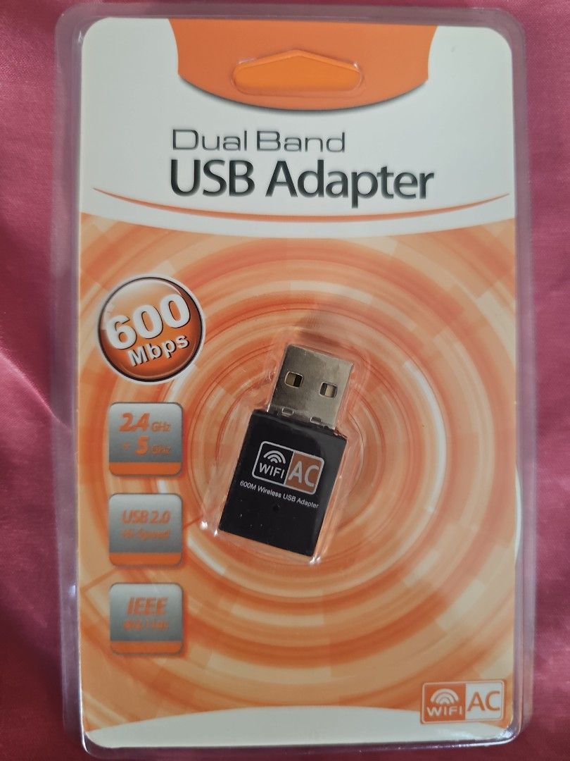 Dual Band USB WiFi Adapter405994863592755200