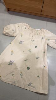 (Category: ) located in . Submitted by green_pastures (Listing ID 1414782234, Image 1). Description: .