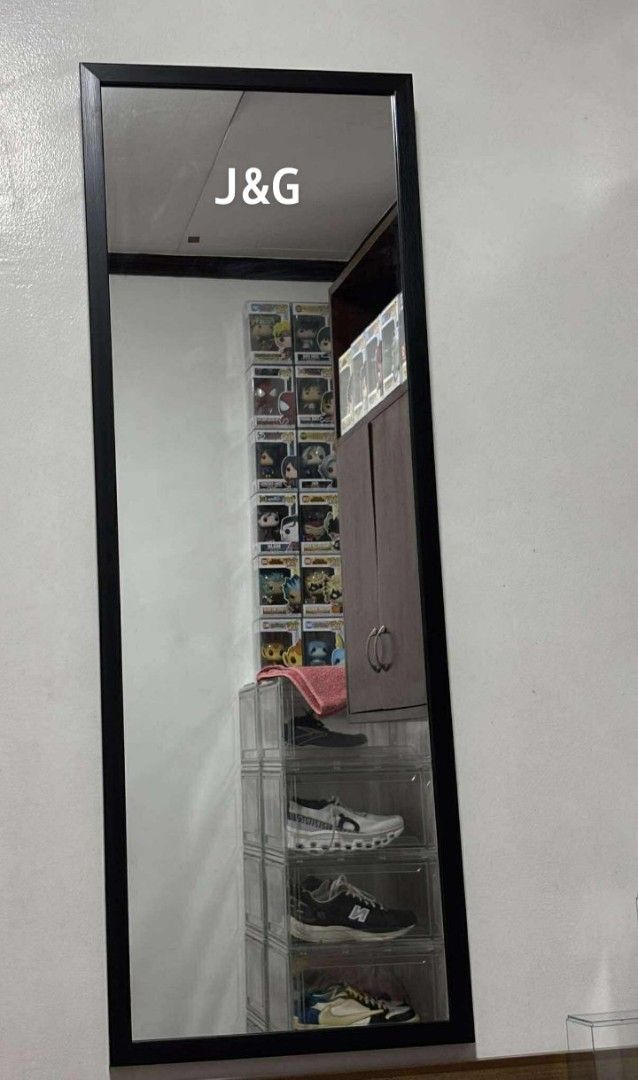 Full Length Mirror With Stand/ Wall Mounted Mirror / Bathroom Mirror (Category: Mirrors) located in Manila. Submitted by eilujyoj1112178 (Listing ID 1414756202, Image 3). Description: Full-length mirrors available in various frame colors. The mirrors are rectangular and come in different frame styles, including white, black, and wood finishes. S . Perfect for bedrooms, bathrooms, or any space needing a stylish and functional mirror..