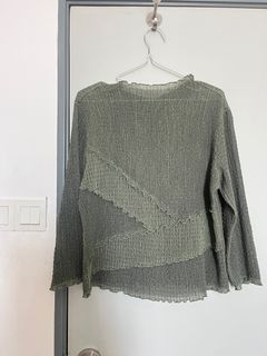 (Category: ) located in . Submitted by timetoclearwardrobe (Listing ID 1414661990, Image 1). Description: .