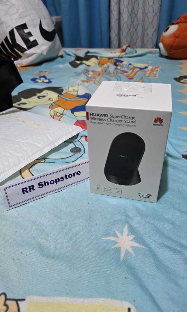 Huawei Charger stand 40W (Category: Chargers & Cables) located in San Miguel. Submitted by rrshopstore (Listing ID 1414744861, Image 2). Description: Original and brand new and sealed..