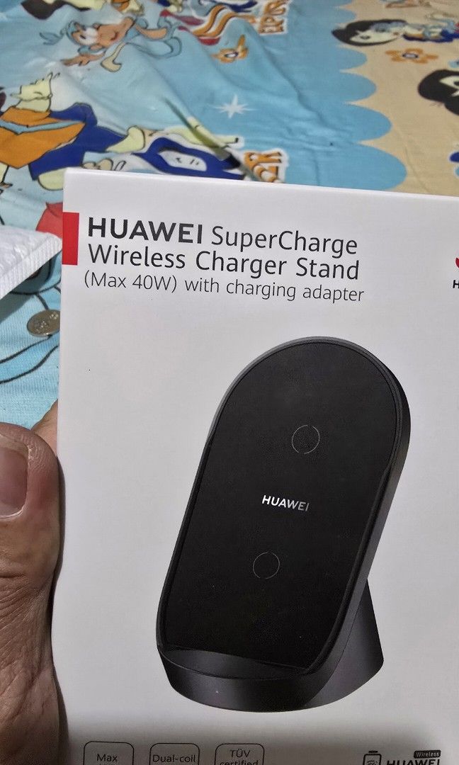 Huawei Charger stand 40W (Category: Chargers & Cables) located in San Miguel. Submitted by rrshopstore (Listing ID 1414744861, Image 3). Description: Original and brand new and sealed..