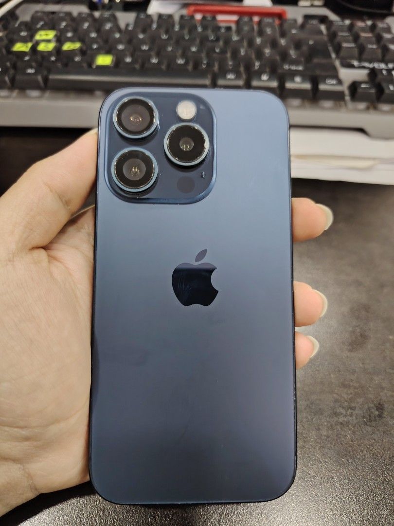 iPhone 15 Pro 128GB Blue Titanium (Category: iPhone 15 Series) located in Batu Caves. Submitted by yanzu88 (Listing ID 1414672716, Image 1). Description: All function good Face id function good Condition 90% Battery health 91%.