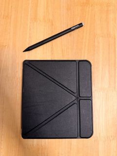 Kobo E-reader Colour with Stylus and Cover