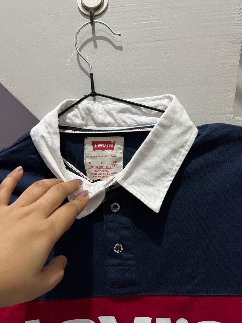 Levi's Rugby Shirt (Category: Babies & Kids Fashion) located in Angono. Submitted by dubibo (Listing ID 1414694181, Image 2). Description: Levi’s long-sleeve color-block rugby polo shirt in navy and red cotton.