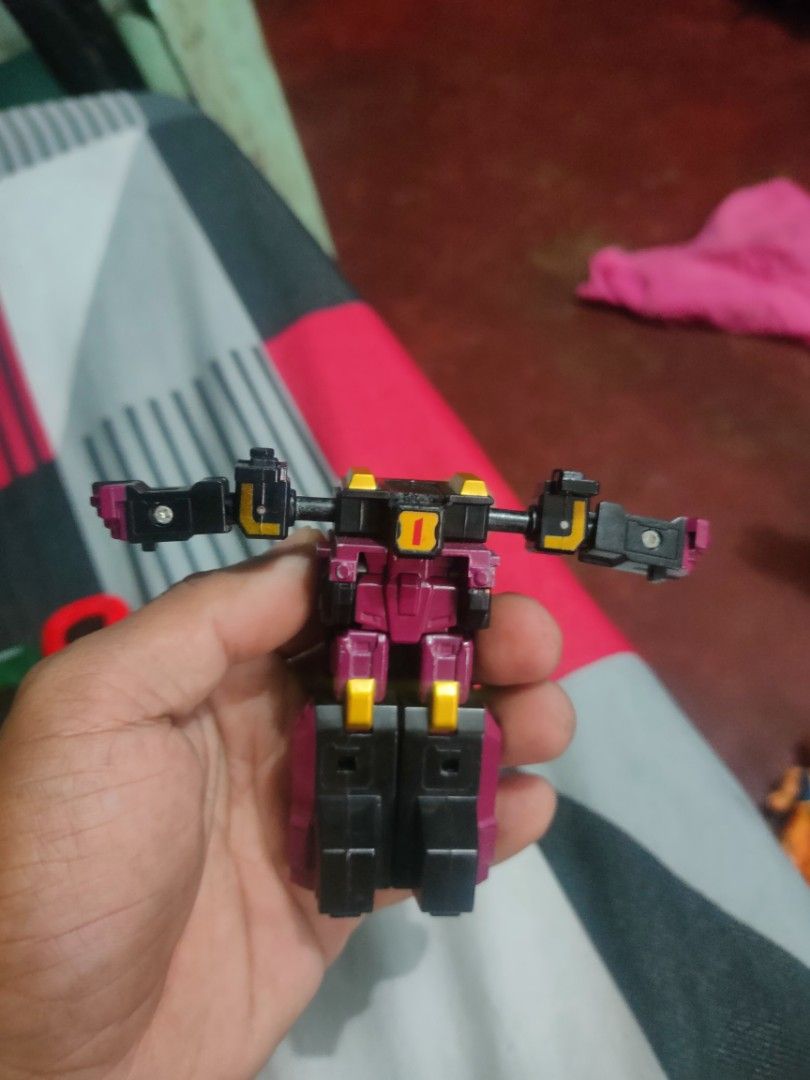machine robo rescue (Category: Action & Battle Toys) located in Pasig City. Submitted by laruannijearly (Listing ID 1414662022, Image 2). Description: as is wyswyg.