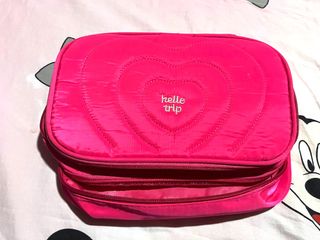 (Category: ) located in . Submitted by fodxypreloved (Listing ID 1414790490, Image 1). Description: .