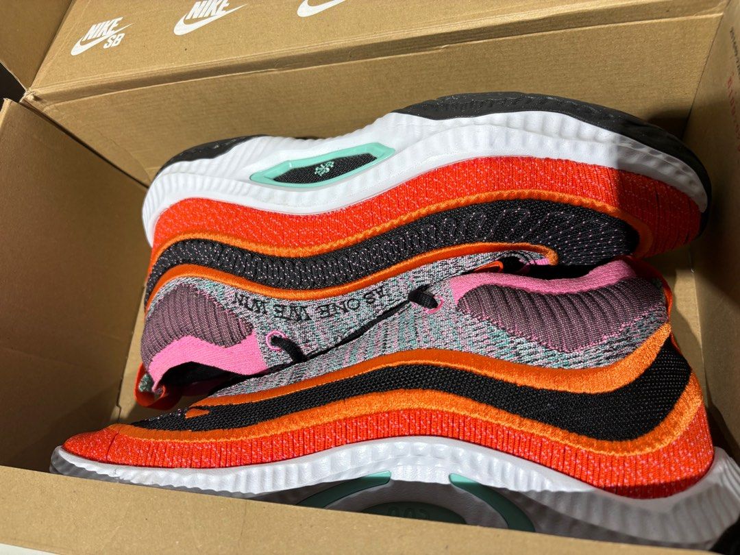 Nike Cosmic Unity 3 Black/Brilliant Orange (Category: Sneakers) located in Taguig. Submitted by rmlmm (Listing ID 1414690856, Image 1). Description: To big for me.