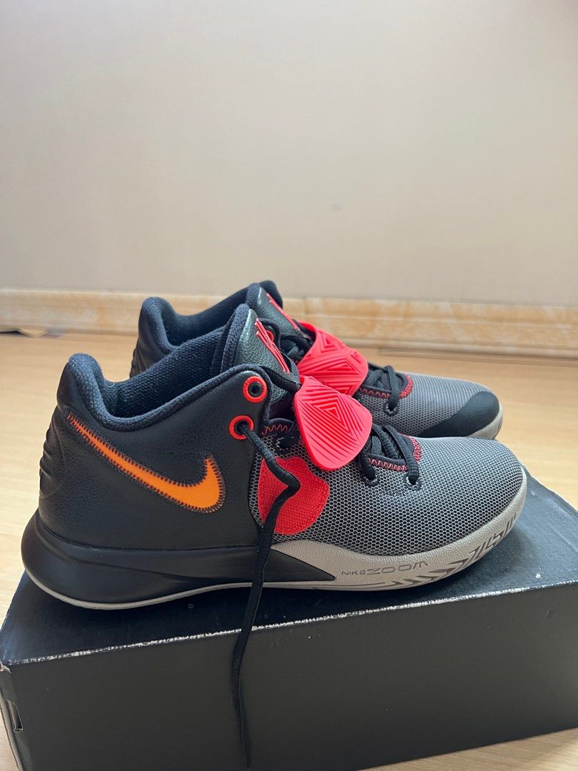 Nike Kyrie Flytrap III (Category: Sneakers) located in Agdangan. Submitted by ktrnsls (Listing ID 1414669015, Image 3). Description: Nike Kyrie Flytrap III Never been used, like new Price negotiable LOCATION: Cavite DELIVERY THRU Lalamove MOP: Gcash; GoTyme.