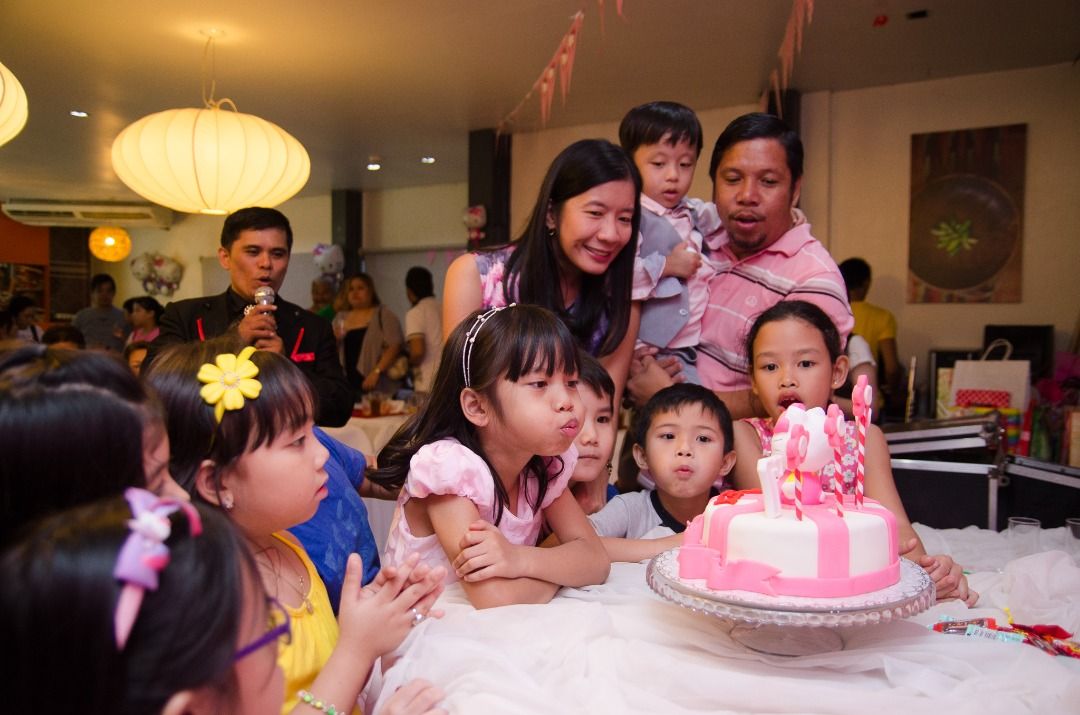 Photographer for hire (Category: Cameras) located in Paranaque City. Submitted by larzbolor (Listing ID 1414824010, Image 1). Description: Photographer for hire Rates start at PHP 1,500 for a 2-hour event in Parañaque and Las Piñas. Other services also available are videography and drone coverage (licensed pilot). For more info, kindly visit our fb pages: LanceBox Photo and LanceBox Aerial..