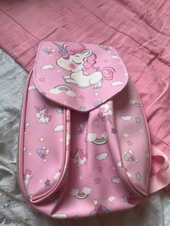 (Category: ) located in . Submitted by kittyyuhhh (Listing ID 1414645866, Image 1). Description: .