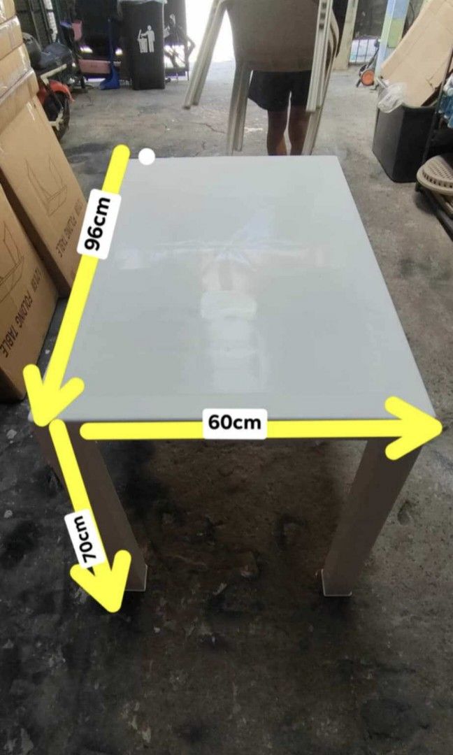 Plastic Table White (Category: Tables & Sets) located in Manila. Submitted by redonlineshop (Listing ID 1414636809, Image 2). Description: Plastic Table White ₱1000 ON HAND BRAND NEW Accept Gcash payment/COD Same day delivery + Delivery Fee.
