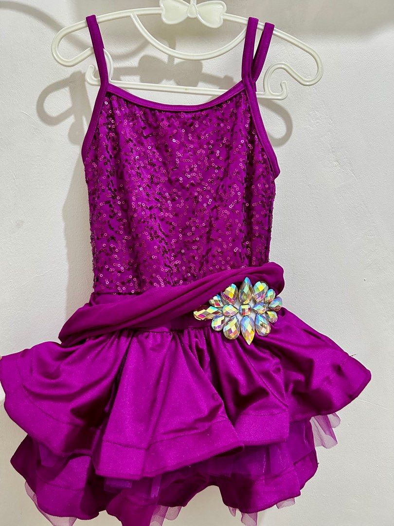 Preloved dress for kids (Category: Babies & Kids Fashion) located in Makati City. Submitted by cassije_ (Listing ID 1414790222, Image 1). Description: Preloved dress for kids Kasya hanggang 2-3T petite.