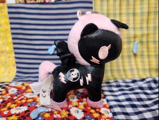 (Category: ) located in . Submitted by warmestsunshine (Listing ID 1414807358, Image 1). Description: .