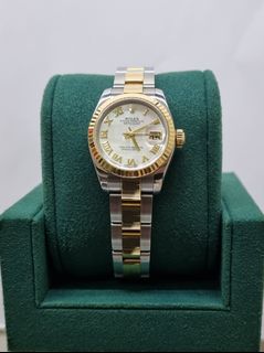 (Category: ) located in . Submitted by ngeehoewatches (Listing ID 1414752390, Image 1). Description: .
