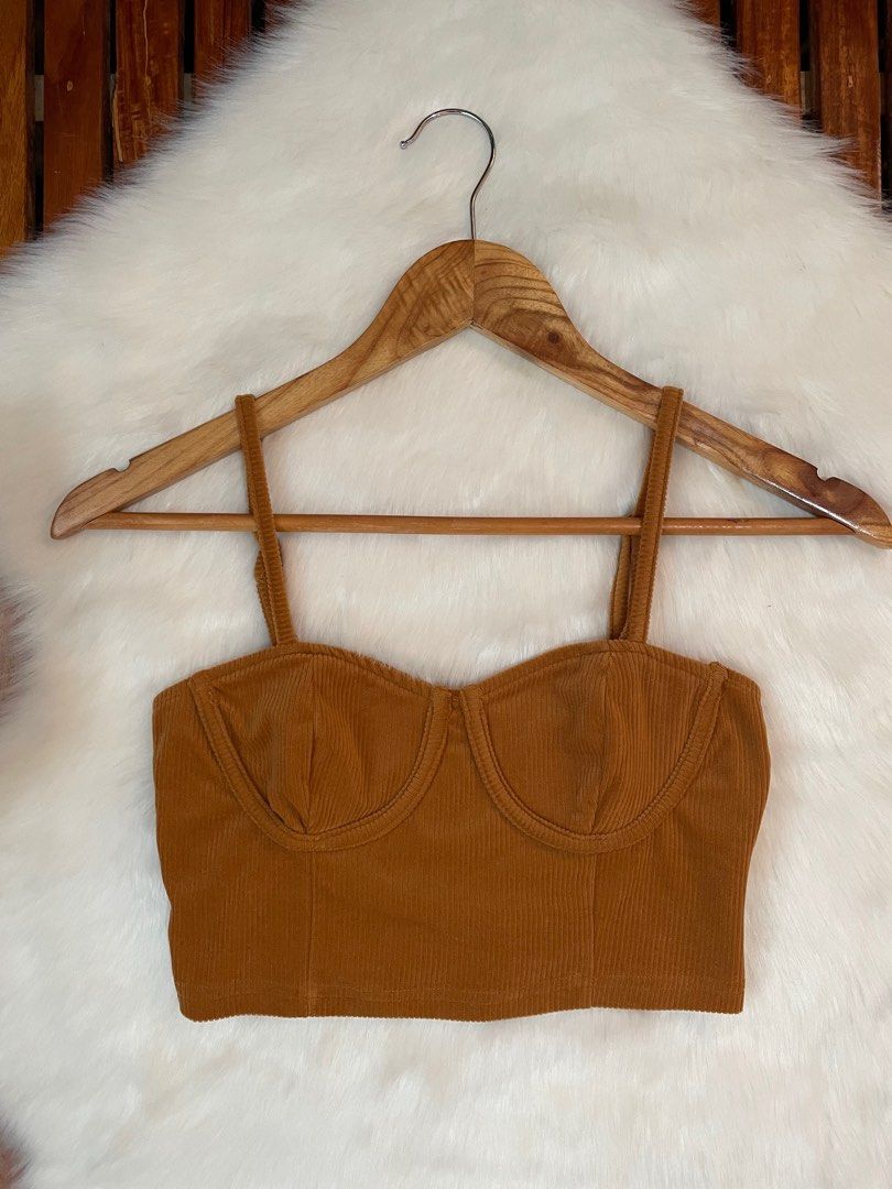 SHEIN Corduroy Bustier Crop Top (Category: Others Tops) located in Manila. Submitted by dbbjll (Listing ID 1414797904, Image 1). Description: - SHEIN crop top - Corduroy fabric - Bustier design - Adjustable straps - Flattering fit - Warm brown color - Size: XS (EU 34, US 2).