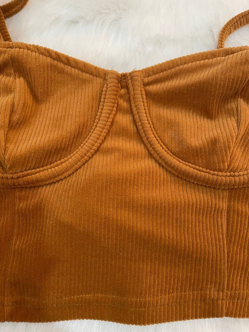 SHEIN Corduroy Bustier Crop Top (Category: Others Tops) located in Manila. Submitted by dbbjll (Listing ID 1414797904, Image 2). Description: - SHEIN crop top - Corduroy fabric - Bustier design - Adjustable straps - Flattering fit - Warm brown color - Size: XS (EU 34, US 2).