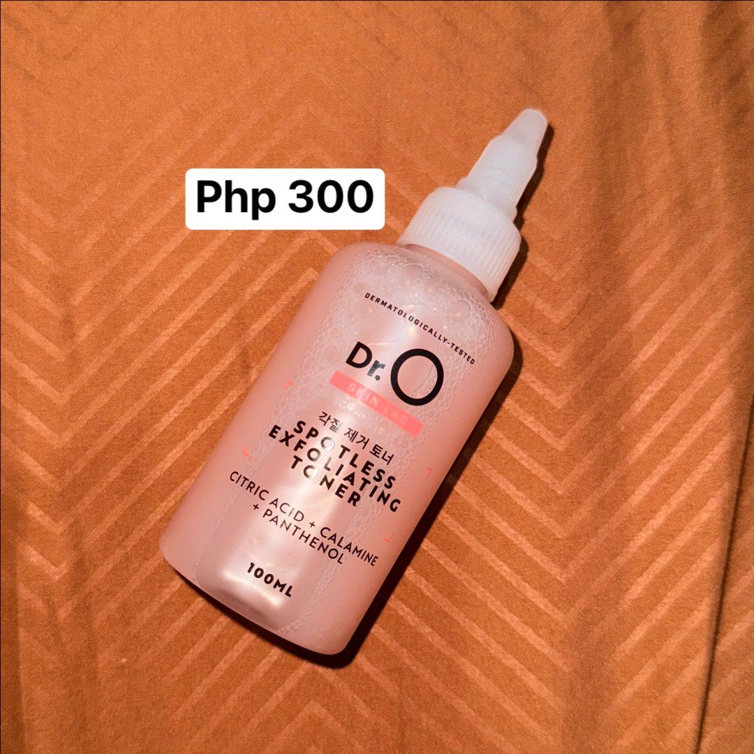 SKINCARE DECLUTTERING CELETEQUE ESTEE LAUDER DR. O (Category: Face Care) located in Bacoor. Submitted by heyise (Listing ID 1414802495, Image 2). Description: - check photos for individual prices - ESTEE LAUDER Advanced Night Cleansing Balm retails at PHP 1.8k-2.5k.