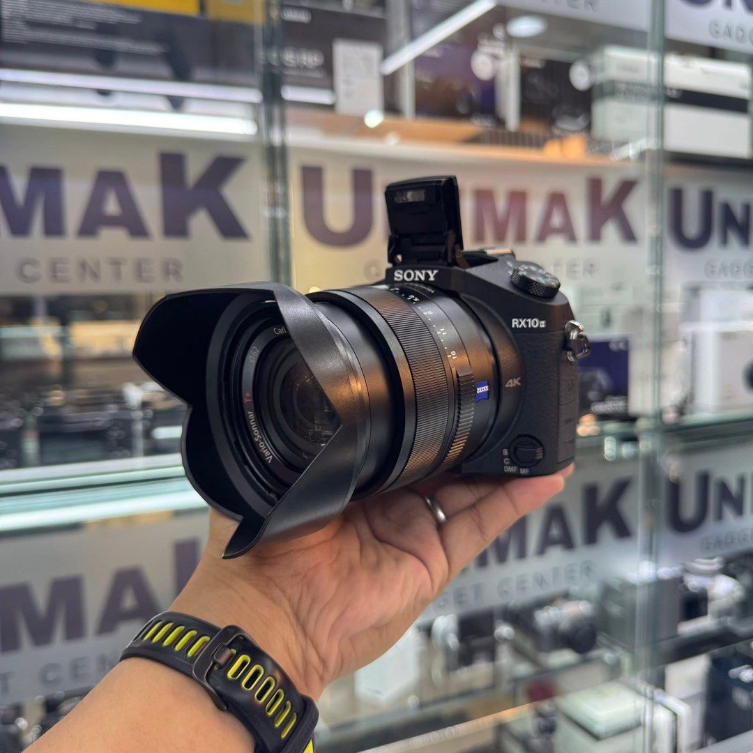 Sony rx10 mark ii preowned or 2ndhand (Category: Cameras) located in Mandaluyong City. Submitted by unimakcameras (Listing ID 1414664583, Image 1). Description: Sony rx10 mark ii preowned or 2ndhand Cash price: 39,990 item Condition - The item is good condition - 98% smoothness, overall cosmetics - 100% working no issue and hidden defect - 100% not refurbished or history of repair - With store personal warranty - For Peace Of Mind Package include