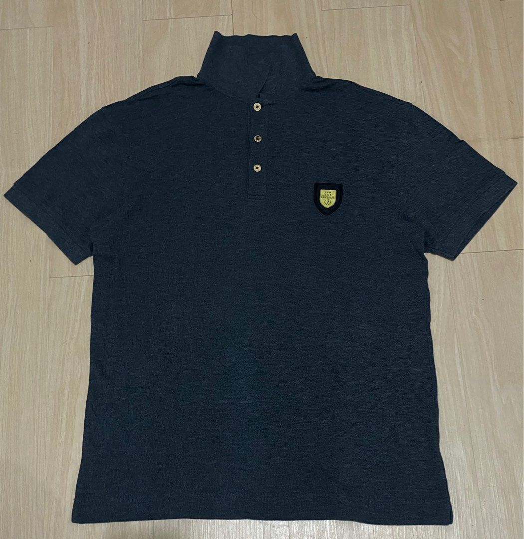 The Emperor 1682 Polo Shirt (Category: Tshirts & Polo Shirts ) located in Manila. Submitted by resco12 (Listing ID 1414774757, Image 1). Description: -Dimes: W22 L28.5 -Color rate: 9.9/10 -Condition: 9.9/10 -honest issue: pinhole.
