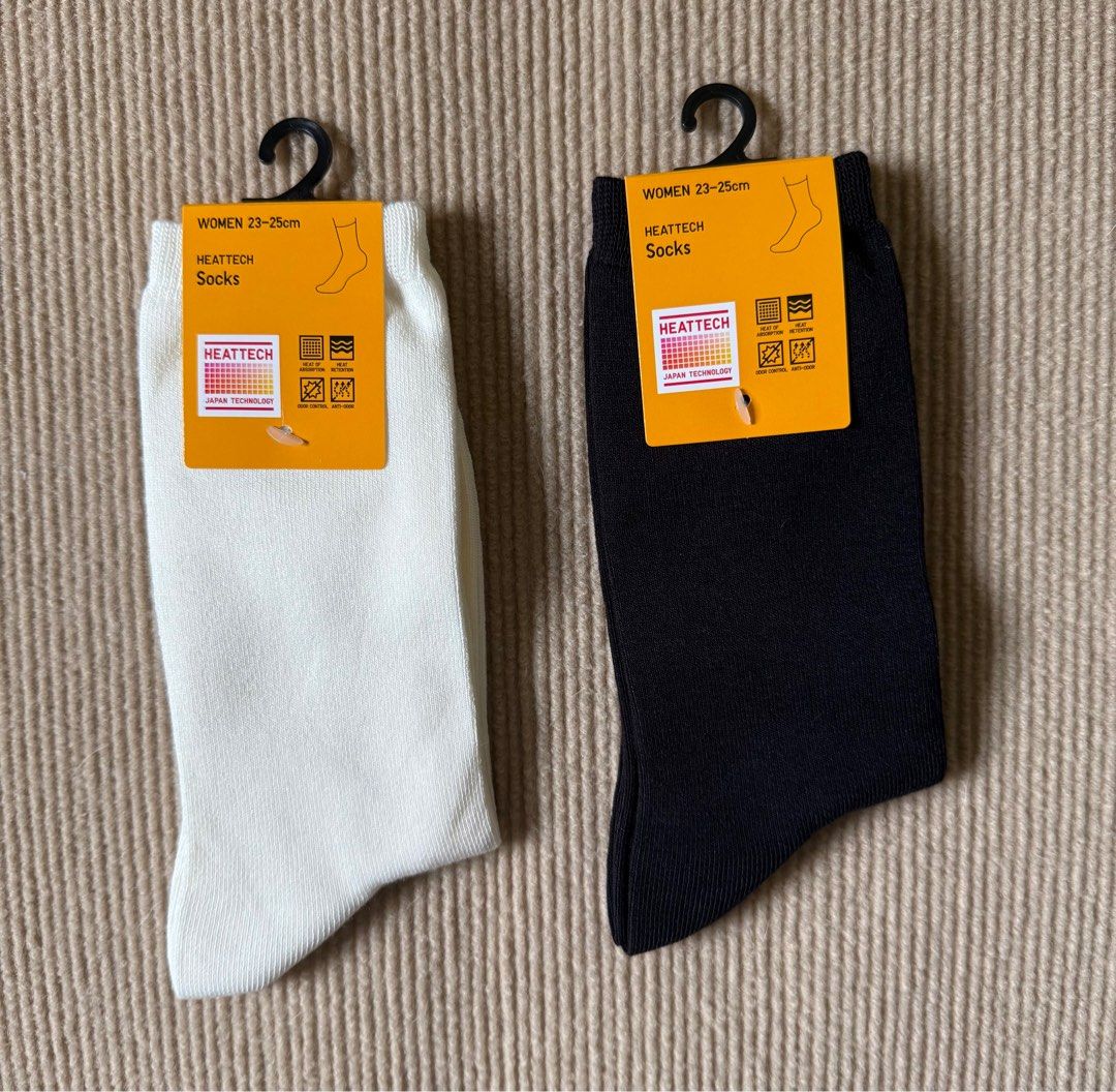 Uniqlo Women Heattech Socks THIN (Category: Socks & Tights) located in Marikina City. Submitted by wearism (Listing ID 1414670839, Image 1). Description: 100% brand new with tag and original Uniqlo. AVAILABLE UNTIL POSTED. Size: 23-25cm Color: Black and white Length: Regular -thin Where was it made: China Price is fixed. Php270.00 each No additional photos will be provided. No when worn photo. We will send photo of your paid order before packing 