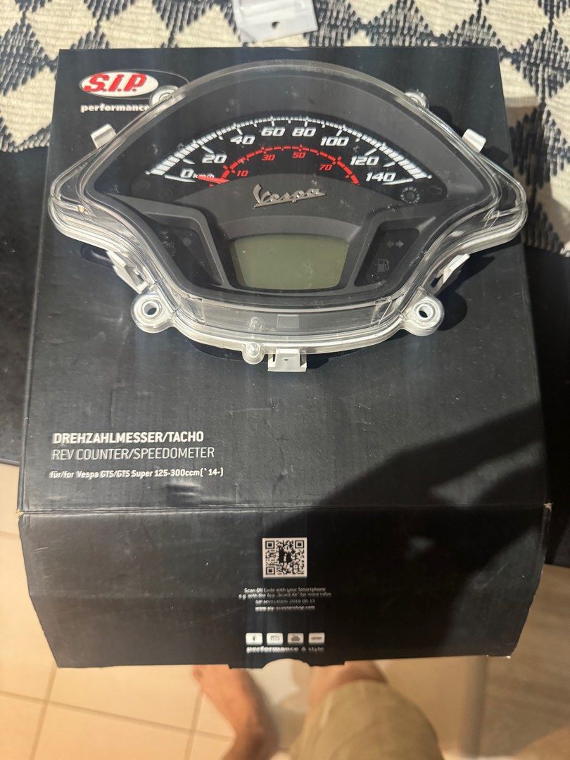 Vespa GTS 300 original stock meter, Motorcycles, Motorcycle Accessories ...