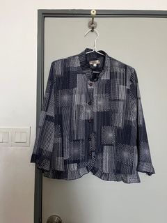 (Category: ) located in . Submitted by timetoclearwardrobe (Listing ID 1414663103, Image 1). Description: .