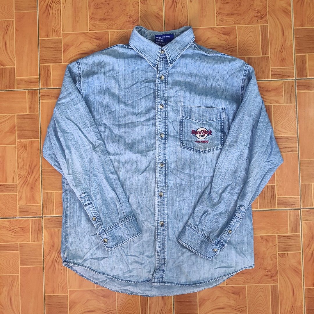 Vintage Hard Rock Cafe Denim Jacket (Category: Coats, Jackets and Outerwear) located in San Juan, Ilocos Sur. Submitted by jd_thrifted (Listing ID 1414687050, Image 1). Description: 23-33in 23in Sleeve Length.