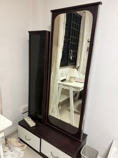 (Category: ) located in . Submitted by expatyx (Listing ID 1414681385, Image 1). Description: .