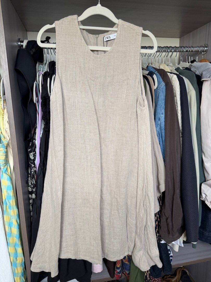 Zara Linen Dress (Category: Dresses) located in Naga. Submitted by byjanini_ (Listing ID 1414655275, Image 1). Description: - Zara linen dress - Perfect for summer szn.