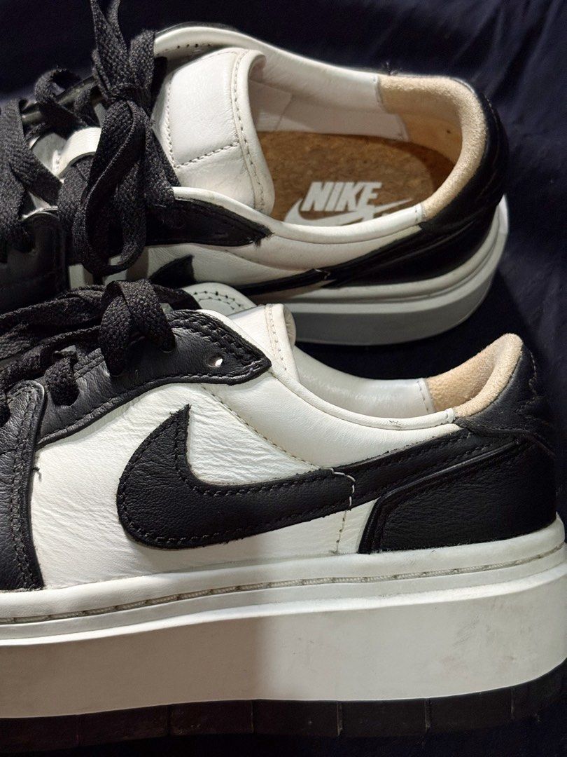 Air Jordan 1 Elevate Low (Category: Sneakers) located in Manila. Submitted by bygliclo (Listing ID 1414905413, Image 3). Description: - White & Black - Size 7 / 24cm .
