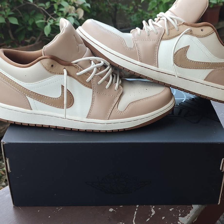 Air Jordan 1 Low SE (Category: Sneakers) located in Davao. Submitted by genmate (Listing ID 1414987004, Image 1). Description: Air Jordan 1 Low SE - Size: US 11 - Used 5x only - RFS: extra shoes.