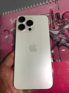 【美品】 iPhone 15 Pro MTQF3ZA/A 512GB 香港版 Apple iPhone 15 Pro 5G 256GB Smartphone - Blue Titanium MTQC3ZA/A