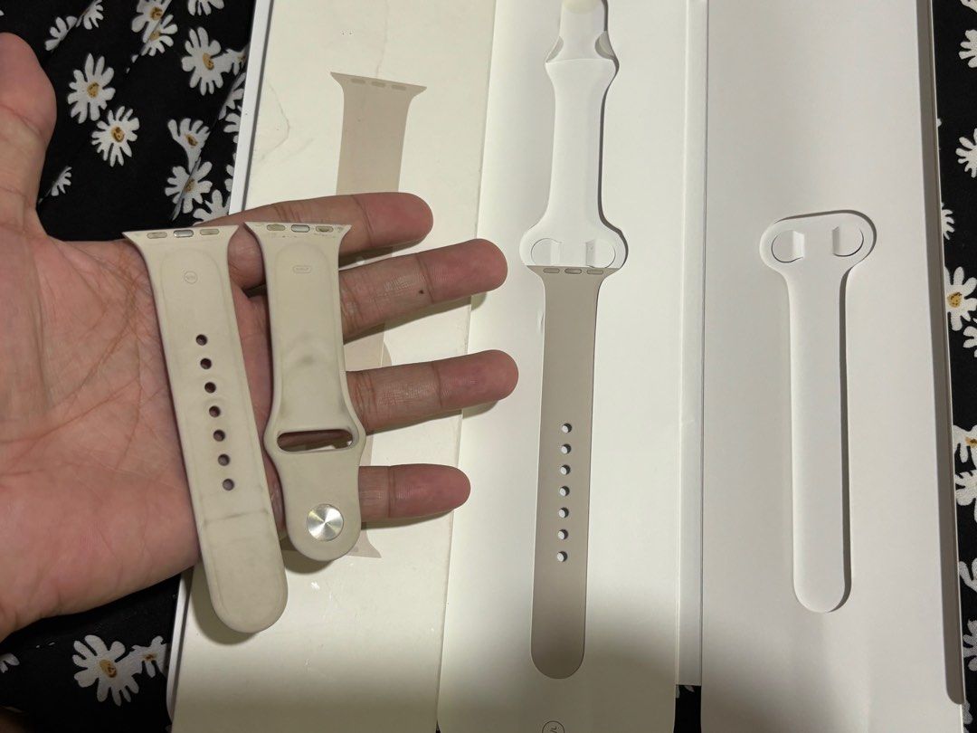 APPLE WATCH STRAP FOR 40/41MM (Category: Other Gadgets) located in Muntinlupa City. Submitted by hendricio (Listing ID 1414874566, Image 3). Description: .