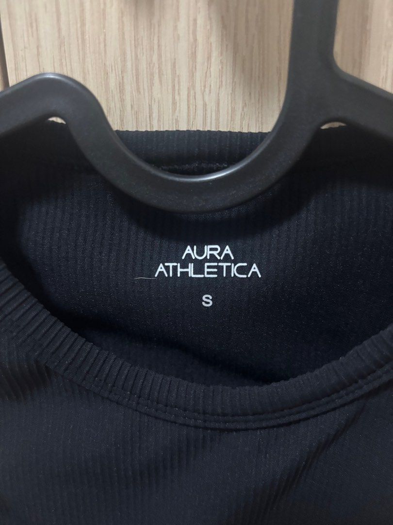 Aura Athletica Crop Top with padding - Black - Size S (Category: Others Tops) located in Pasig City. Submitted by smgss (Listing ID 1414985545, Image 2). Description: - Aura Athletica black crop top - Size: S - Features: Ribbed texture, high neckline, racerback - Material: Comfortable and stretchy - Perfect for: Workouts and casual wear Brand new .