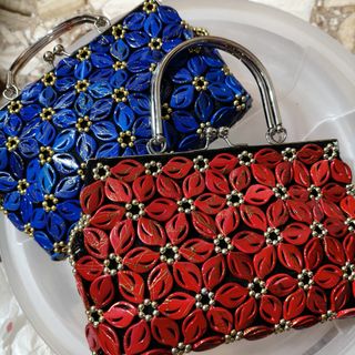 (Category: ) located in . Submitted by blissful_gift (Listing ID 1414952203, Image 1). Description: .