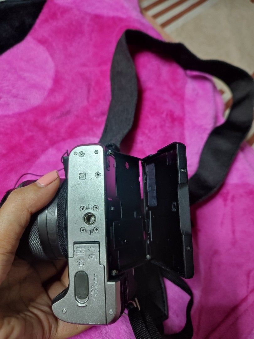 Canon EOS M3 Camera with Lens Cap (Category: Cameras) located in Muntinlupa City. Submitted by kathart (Listing ID 1415034745, Image 2). Description: - Canon EOS M3 camera included - Comes with lens cap and strap - Features a flip-out screen - all good, no issues - Camera body color: Silver and black - Includes a Canon lens cap - Black camera strap - Includes camera bag - Includes battery charger - comes with SD card *halos 2 events lang nagamit*