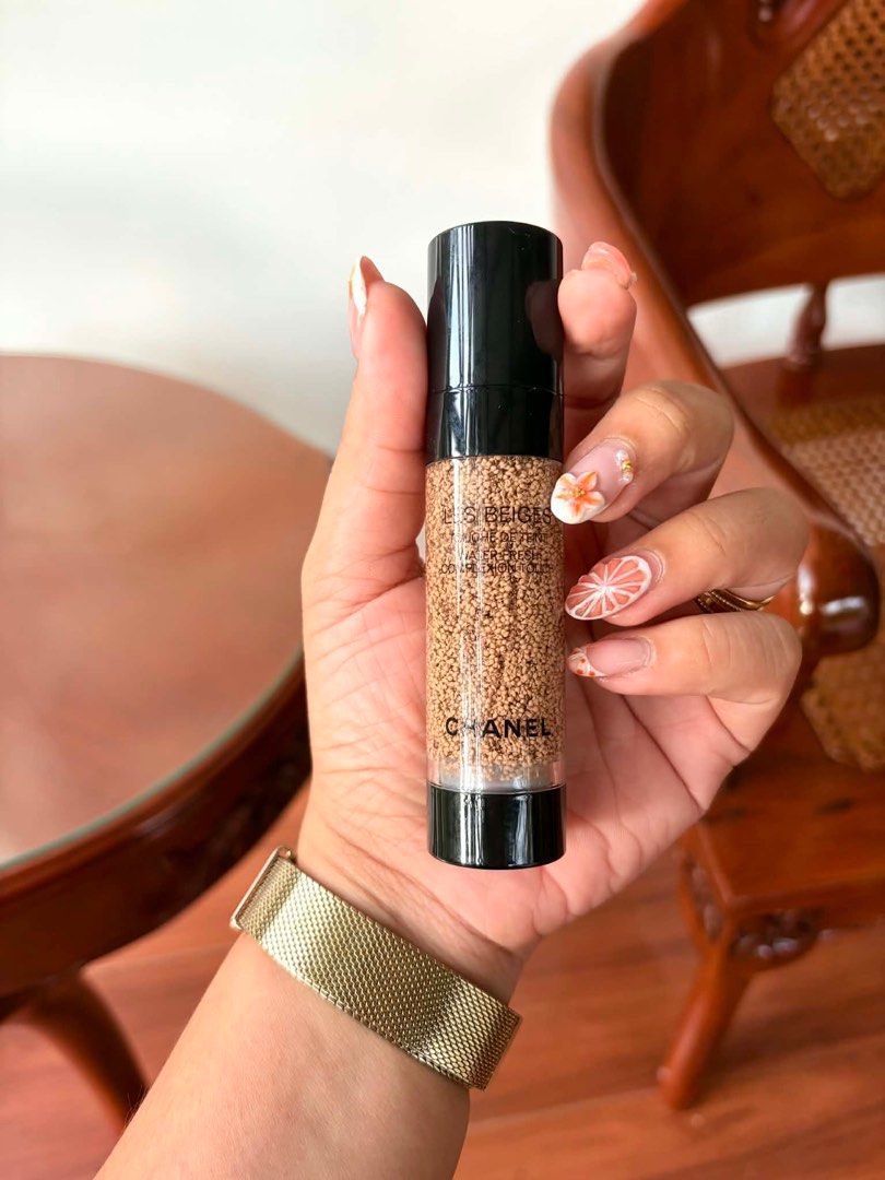 Chanel Les Beiges Water-Fresh Complexion Touch Depotted Foundation (Category: Makeup) located in Pasig City. Submitted by KayeArtsy (Listing ID 1414868638, Image 1). Description: Depotted Foundation - 3ml Shade: B30 Try before you invest — achieve your flawless shade match ✨.