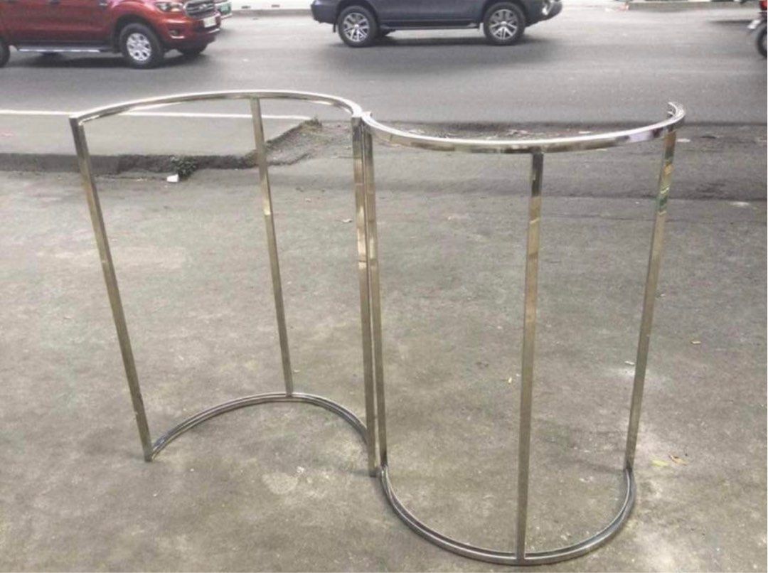 Circle / Half circle clothing rack (Category: Shelves, Cabinets & Racks) located in Antipolo. Submitted by sophsooph (Listing ID 1415028726, Image 2). Description: Used for my clothing business, but purchased new racks already 2 half circle racks for 1,500 125cm H x 86cm L x 86cm D.