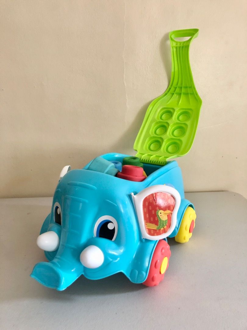 Clemmy Elephant Wagon blocks (Category: Infant Playtime) located in Imus. Submitted by dyelinn (Listing ID 1414911536, Image 2). Description: ✨PRELOVED🇮🇹 Clemmy Elephant Wagon 📝 VGUC; 18 pcs baby’s first soft rubber building blocks, 1 wagon; (₱2,200 brand new price) Age: 10-36m Flaws: sticker lifting; rubber blocks as is ₱850.