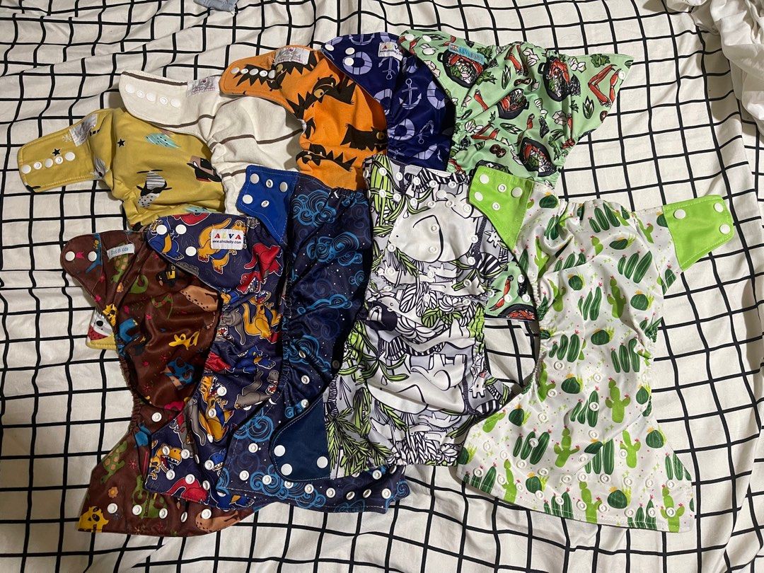 Cloth Diapers - Assorted Prints and Inserts (Category: Diapers & Baby Wipes) located in Manila. Submitted by tomtomsworld (Listing ID 1414943999, Image 2). Description: Assorted Cloth diapers with inserts 10 pcs.