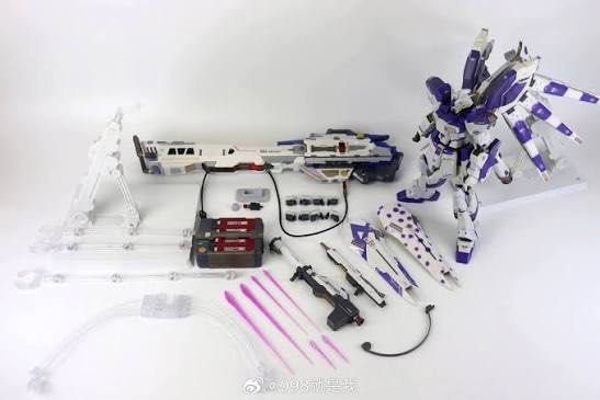 Daban 8833 1/100 MB Hi Nu + Hyper Mega Bazooka Launcher MODEL KIT (Category: Gundam Model Kits) located in Singapore. Submitted by commission_de_jouets (Listing ID 1414920152, Image 1). Description: Lowballers will be blocked. BNIB Runners sealed in plastic wrapper. Self pick up under my block only..