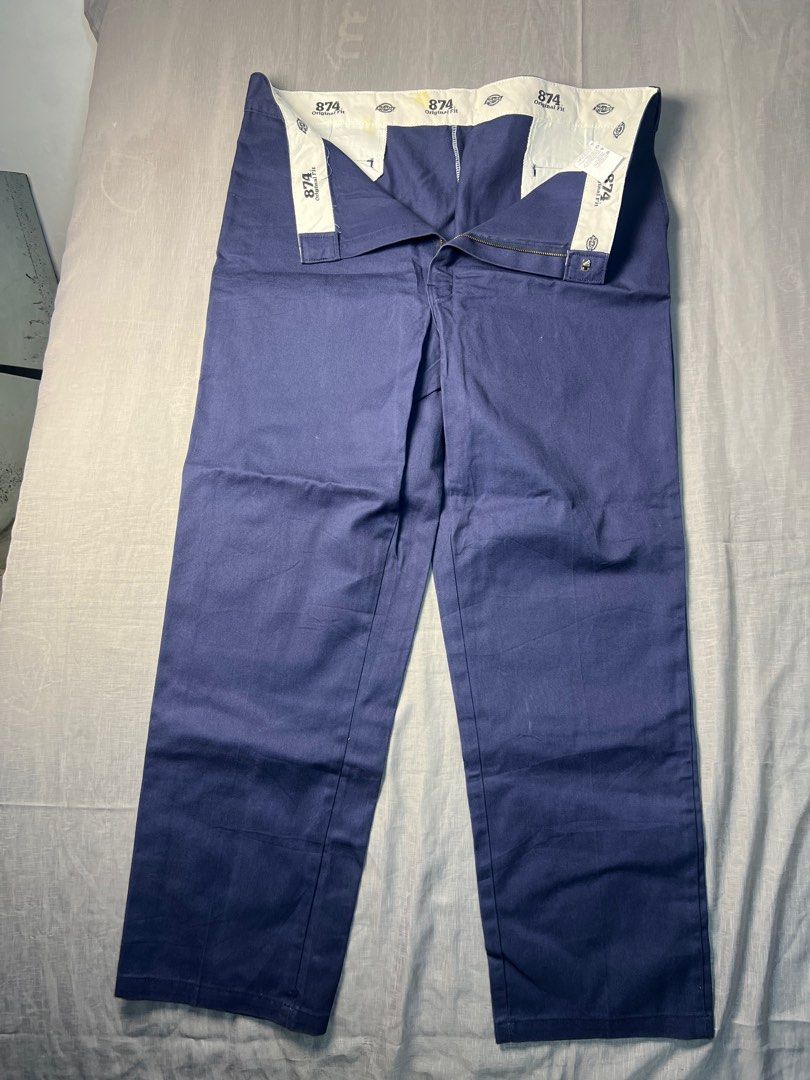 Dickies Original 874 Work Pants in navy blue. (Category: Jeans) located in Cebu City. Submitted by kajl_ (Listing ID 1415027992, Image 2). Description: Dickies Original 874 Work Pants in navy blue. Measurements Length : 45 Waist : 42 Hem: 9 .