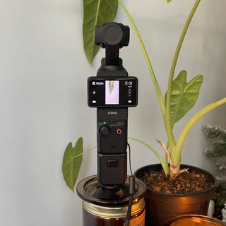 （分類：）位於 。 由 hereforsellll 提交（商品編號 1414949949，圖片 1）。簡介： 。