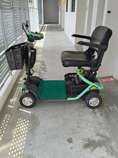 (Category: ) located in . Submitted by ridealong (Listing ID 1414954163, Image 1). Description: .