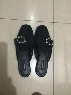 (Category: ) located in . Submitted by seobinyu (Listing ID 1415016497, Image 1). Description: .