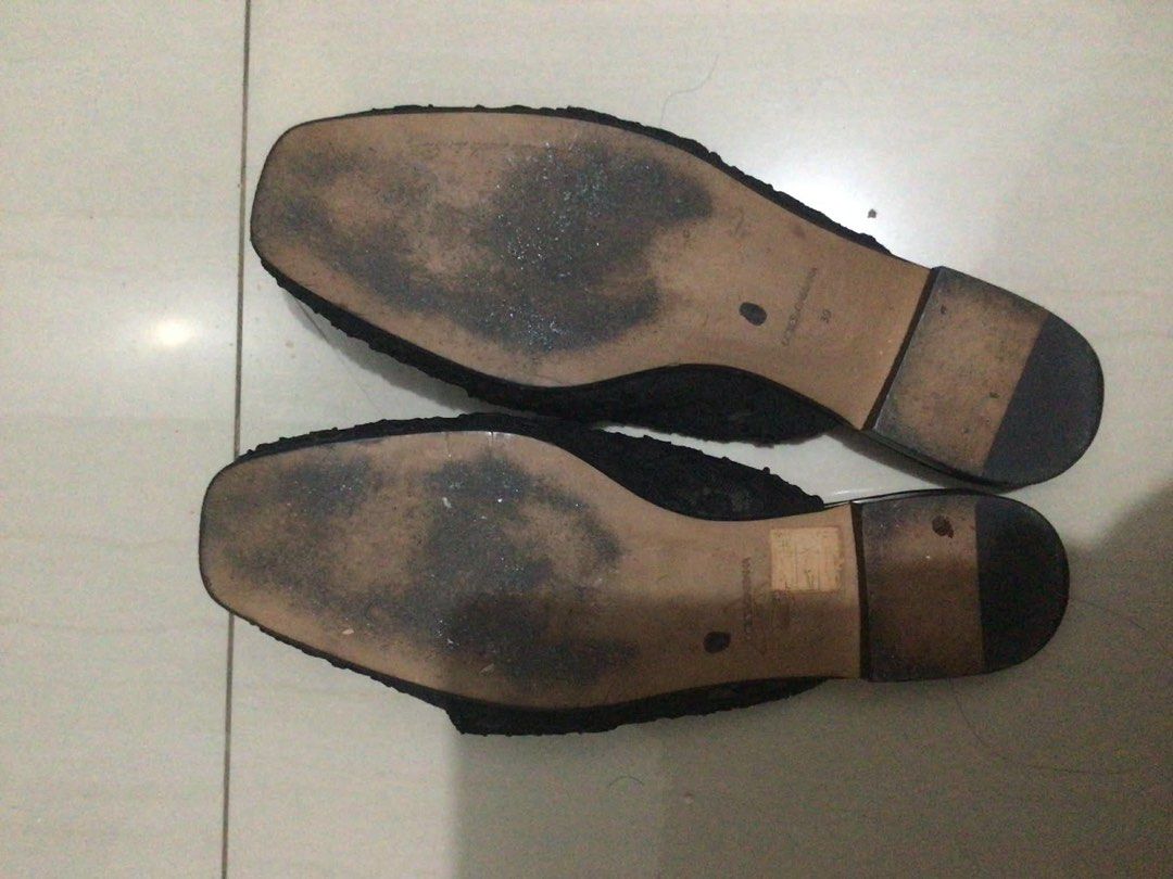 Dolce & Gabbana Black Lace Charmant Mules (Category: Sneakers & Footwear) located in Antipolo. Submitted by seobinyu (Listing ID 1415016497, Image 2). Description: - Dolce & Gabbana Lace Charmant mules - Black lace design - Crystal buckle detail - Made in Italy - Signs of wear on soles - Size 39 Price is negotiable! Send me a message ☺️.